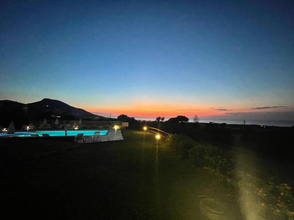 Abbaidda Hotel Valledoria  Luaran gambar